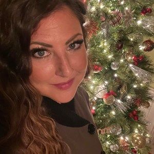 Meet your Posher, Amy-lyn